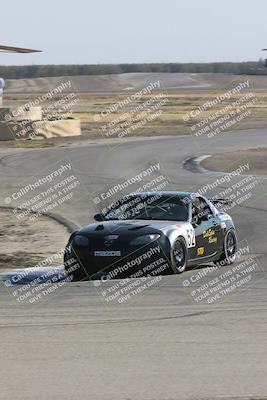 media/Nov-05-2023-CalClub SCCA (Sun) [[4ca13f3dad]]/Group 4/Offramp (Race)/